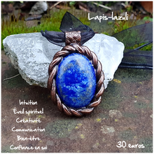 Charger l'image dans la galerie, Pendentif confiance et expression en Lapis-lazuli