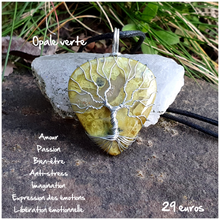 Charger l'image dans la galerie, Pendentif amour et libération en Opale verte