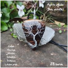 Charger l'image dans la galerie, Pendentif ancrage et stabilité en Agate Xyloïde