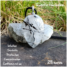 Charger l'image dans la galerie, Pendentif éveil et protection en Quartz tourmaline