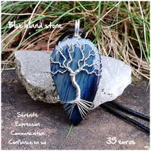 Charger l'image dans la galerie, Pendentif communication en pierre bleue de Leland