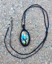 Charger l'image dans la galerie, Collier protection de l'empathe en labradorite