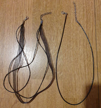 Charger l&#39;image dans la galerie, Pendentif protection de l&#39;empathe en labradorite
