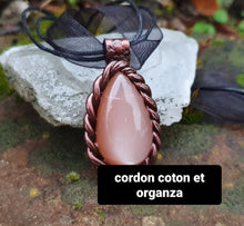 Charger l&#39;image dans la galerie, Pendentif protection de l&#39;empathe en Labradorite
