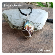 Charger l&#39;image dans la galerie, Pendentif protection de l&#39;empathe en labradorite
