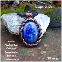 Charger l&#39;image dans la galerie, Pendentif confiance et expression en Lapis-lazuli
