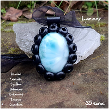 Charger l&#39;image dans la galerie, Pendentif douceur et sérénité en Larimar
