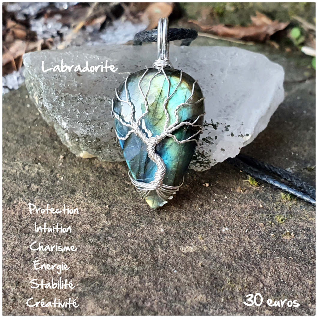 Pendentif protection de l'empathe en labradorite